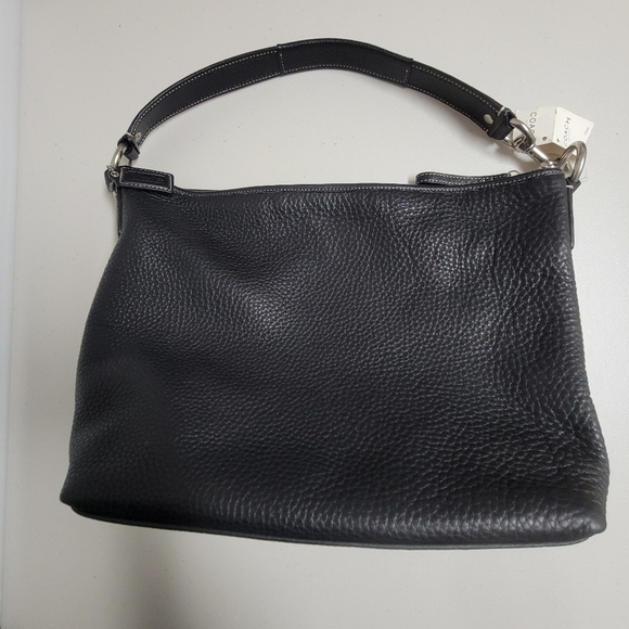 Coach NWT Sarah Black Pebble Leather Hobo. - Picture 4 of 16